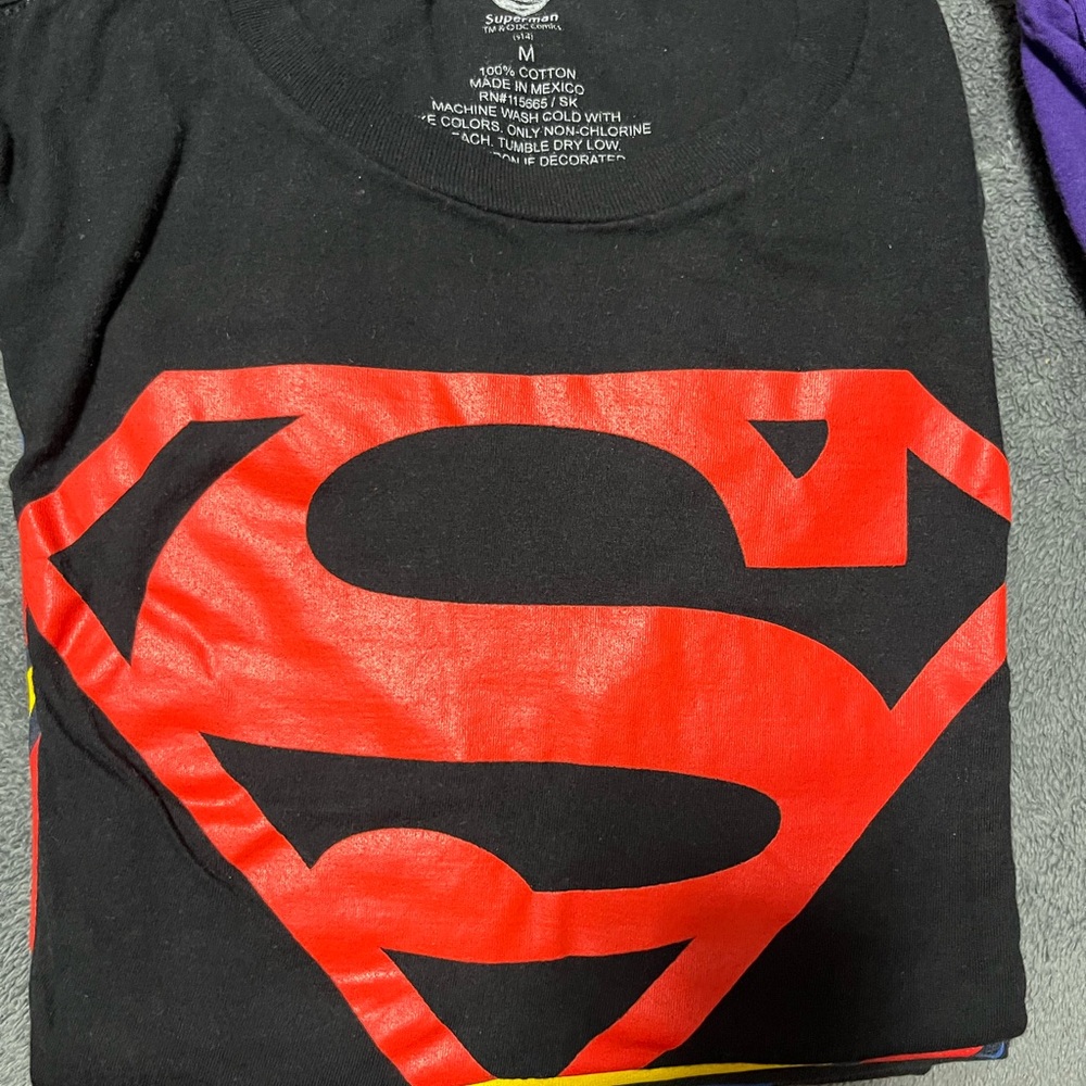 Men’s Superman Tee Lot